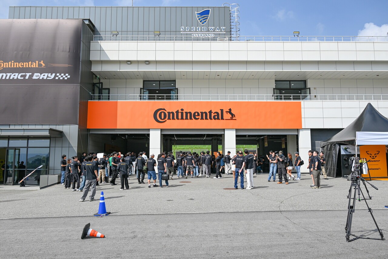 Continental CONTACT DAY